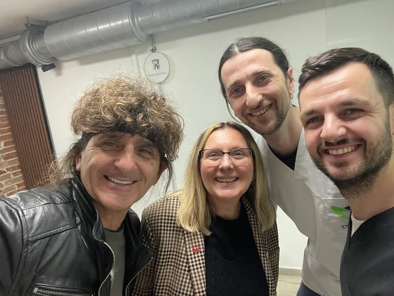 Grupna fotografija u ordinaciji