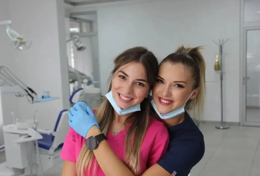 Dvije članice tima u ordinaciji